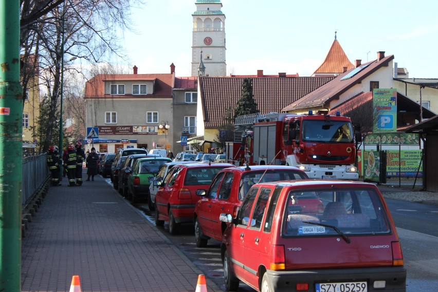 Akcja strażaków przy Liceum Ogólnokształcącym im. Mikołaja...