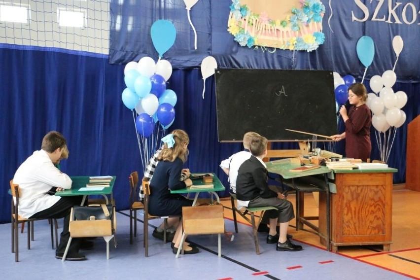 Szkoła Podstawowa w Skępem ma 100 lat [zdjęcia]