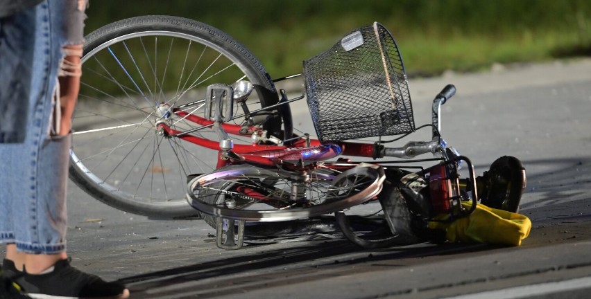 Tragiczny wypadek w Łasinie. Nie żyje rowerzysta