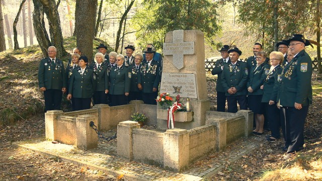 Po 100 latach odnaleźli mogiłę przodków pod Pławiskami.

Gorzów: będzie remont ul. Kazimierza Wielkiego? Miasto chce dołożyć wykonawcy pieniędzy, byle w końcu ruszyły prace
