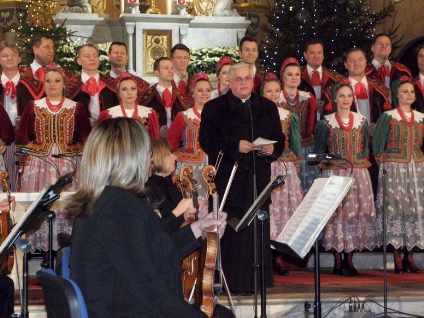 Zespół Pieśni i Tańca "Śląsk" wystąpił w Ostrowie [FOTO]