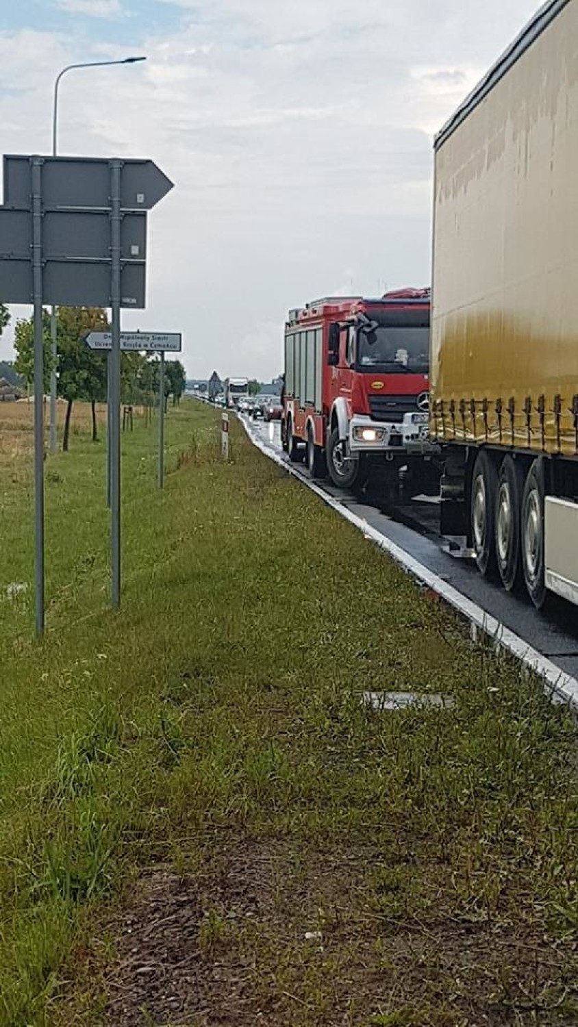 Do dwóch niebezpiecznych wypadków doszło w gminie Kórnik. Kierowcy stoją w korkach