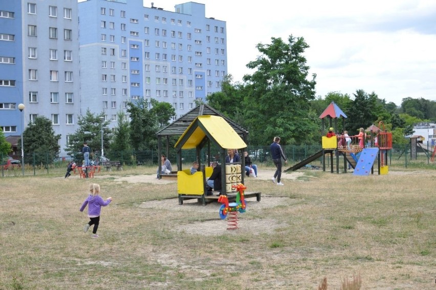 Wielka awantura na kieleckim Barwinku. "Nie" dla klubu seniora na placu zabaw (DUŻO ZDJĘĆ) 