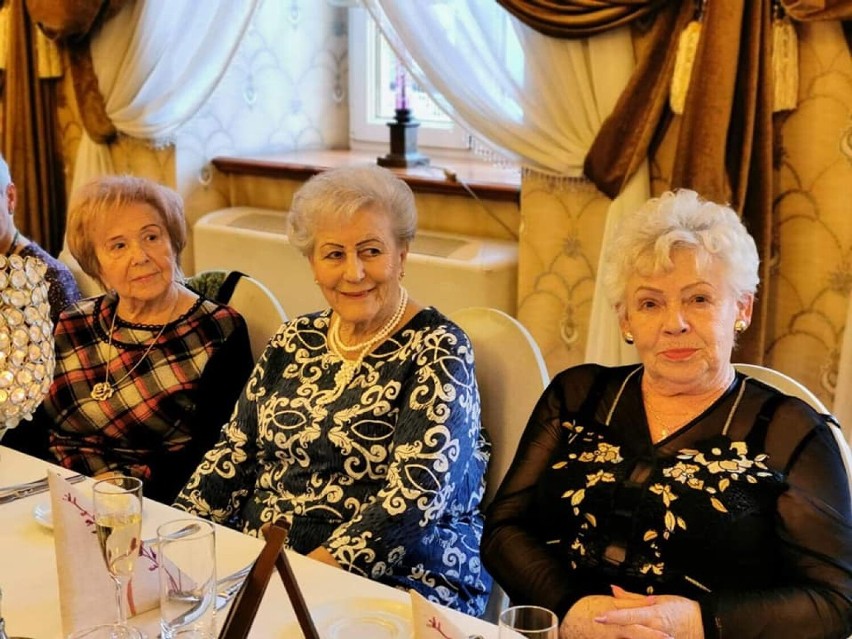 Kaliscy seniorzy świętowali wspólnie Dzień Kobiet. ZDJĘCIA