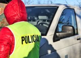 Policjanci odzyskali skradzionego Volkswagena. 26-latek usłyszał już zarzuty. Grozi mu nawet 5 lat więzienia [ZDJĘCIA]