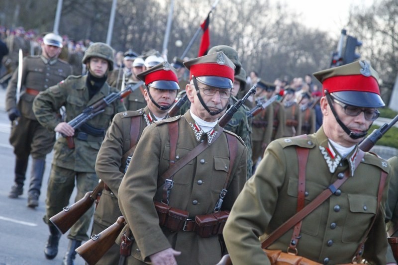 Dni Ułana 2013: Capstrzyk i przemarsz przez Poznań [ZDJĘCIA]