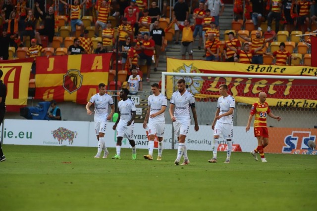 16.08.2021 r. Jagiellonia Białystok - Górnik Zabrze.

Zobacz kolejne zdjęcia. Przesuwaj zdjęcia w prawo - naciśnij strzałkę lub przycisk NASTĘPNE