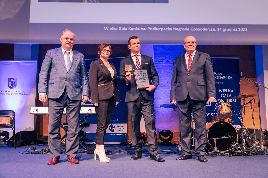 Adam Hamryszczak, prezes portu lotniczego w Jasionce laureatem konkursu Podkarpacka Nagroda Gospodarcza