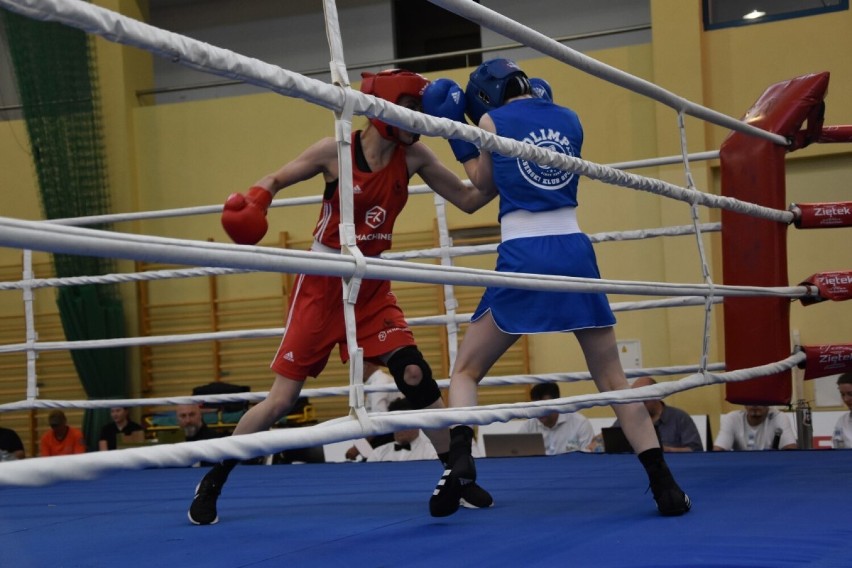 Bolszewo. Rozpoczęły się Mistrzostwa Polski juniorek w boksie| ZDJĘCIA