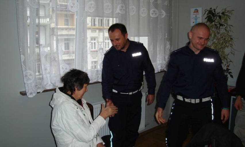 Świdniczanka podziękowała policjantom za uratowanie życia