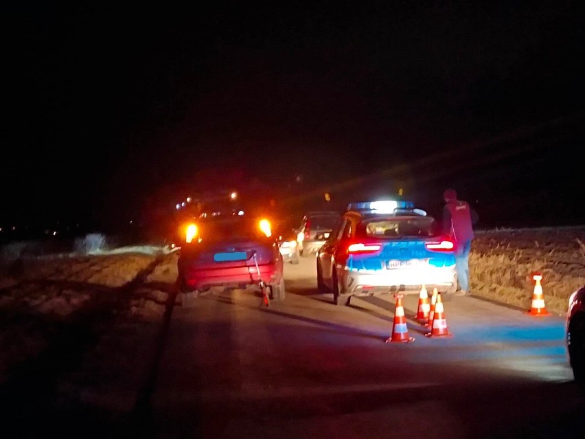 Groźny wypadek w Witoni. Troje pieszych trafiło do szpitala