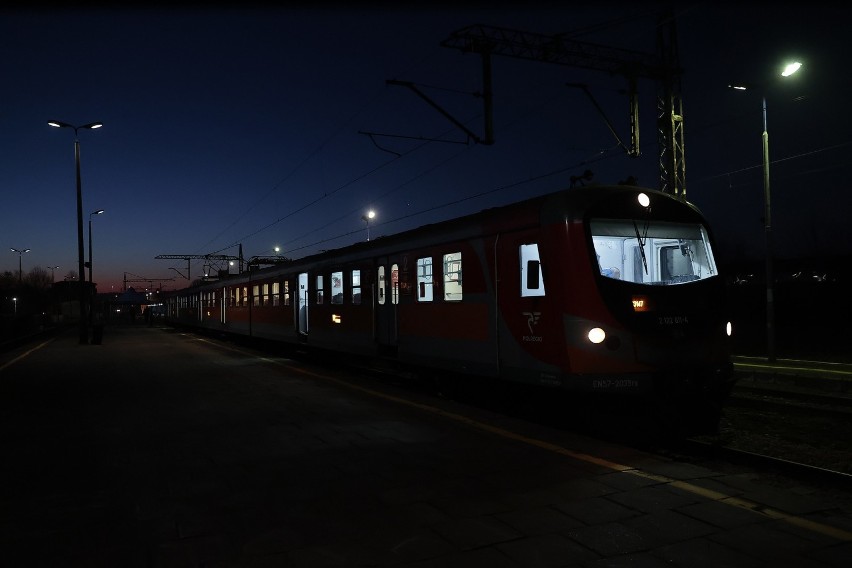 Poranny pociąg Olkusz-Kraków