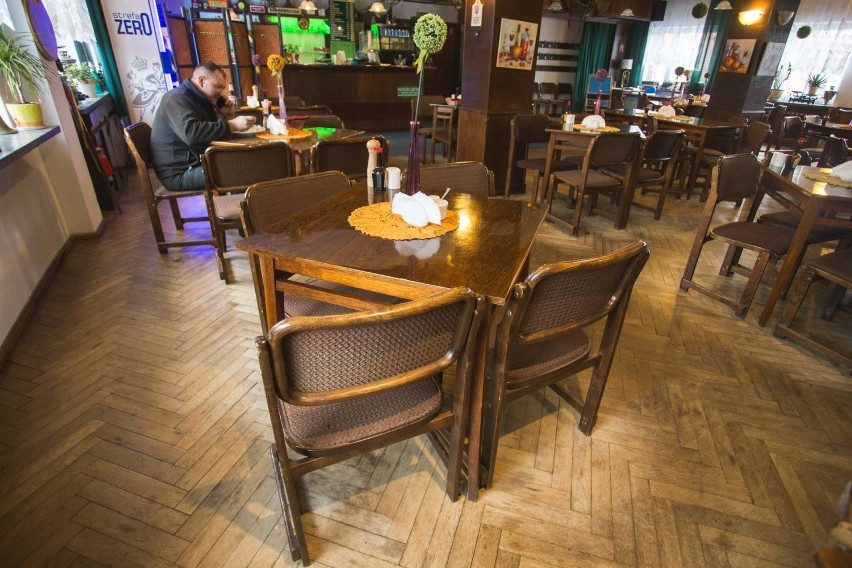 Po ponad dwumiesięcznym zamknięciu od 18 maja restauracje,...