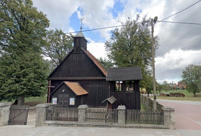 Co ciekawe na terenie woj. wielkopolskiego do rejestru zabytków wpisane są 224 kościoły. Zapraszamy do odwiedzenia tych położonych na terenie Puszczy Zielonka. 