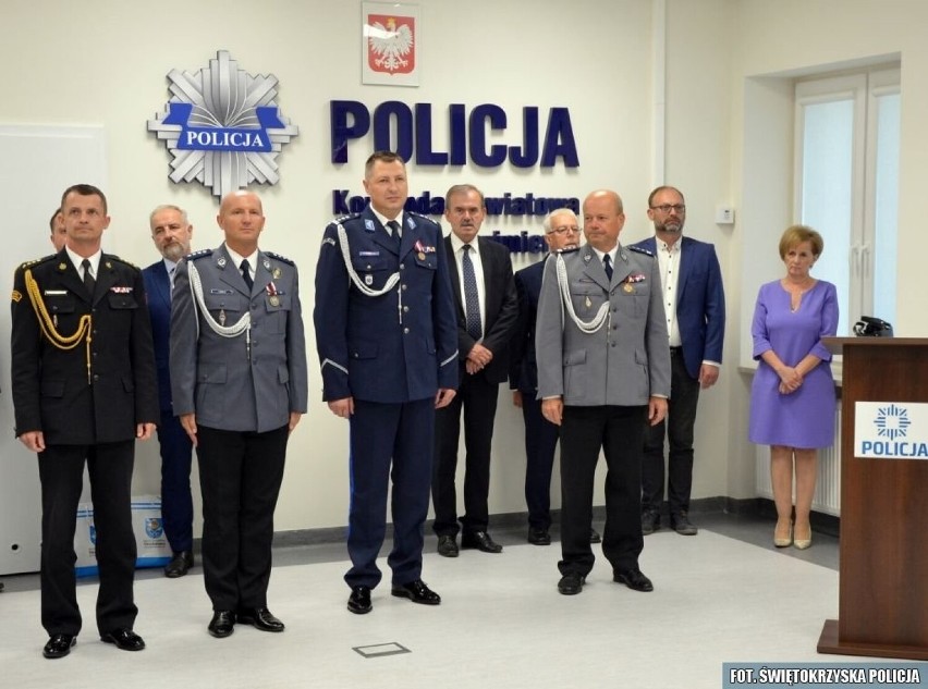 Uroczyste Święto Policji w Kazimierzy Wielkiej. Były awanse, odznaczenia i podziękowania. Zobaczcie zdjęcia