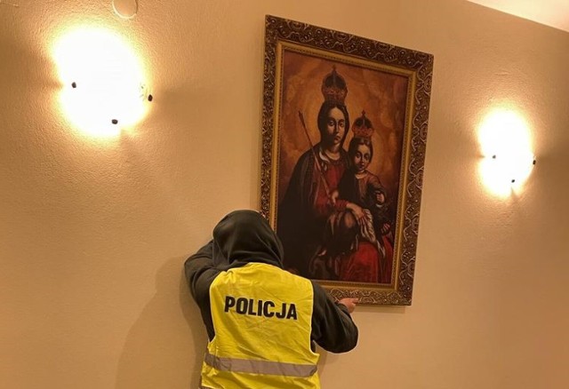 Ukradli kopię obrazu Matki Bożej Trybunalskiej z domu zakonnego jezuitów w Piotrkowie