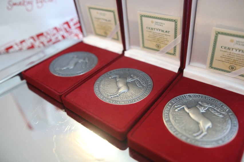 Chełmianie uhonorowani  tytułami i medalami  Zasłużonych dla Województwa Lubelskiego. Zobacz zdjęcia