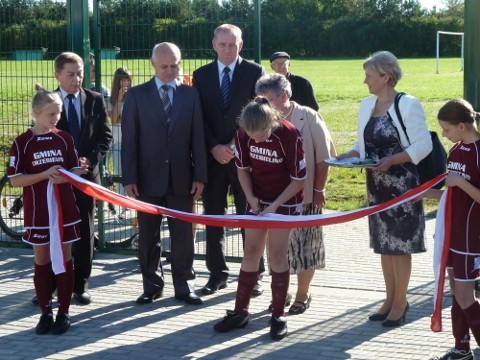 Boisko Orlik za 1,2 mln zł otwarto w Suchorzu