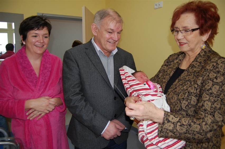 Pierwsze dzieci narodzone w Nowy Rok 2014 - Dominika, Igor, Franciszek i Michał
