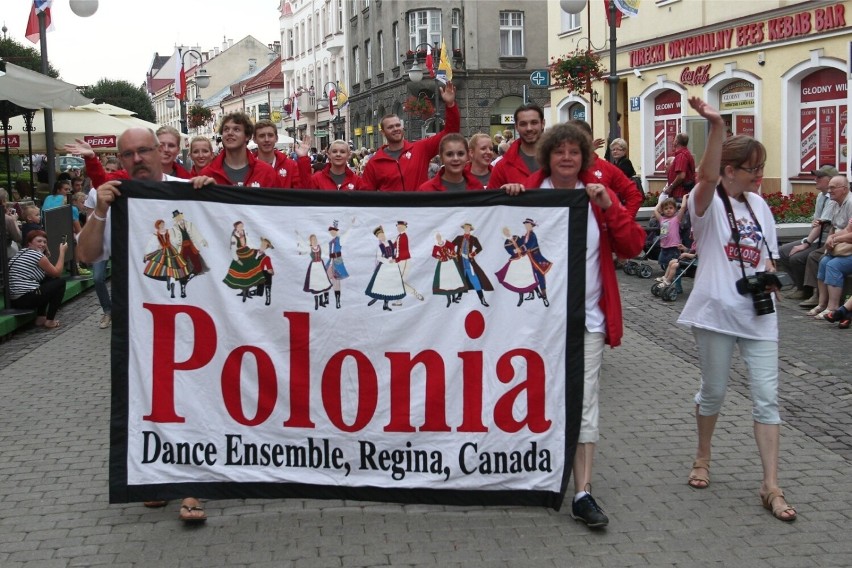 Dziś Polonusi przejdą barwnym korowodem na rzeszowski Rynek. Oficjalne otwarcie festiwalu