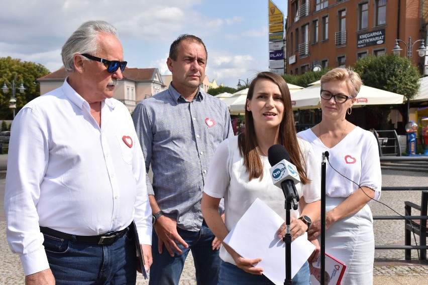 Koalicja Obywatelska zaprezentowała malborskich kandydatów w wyborach do Sejmu. Wystartują dwie osoby