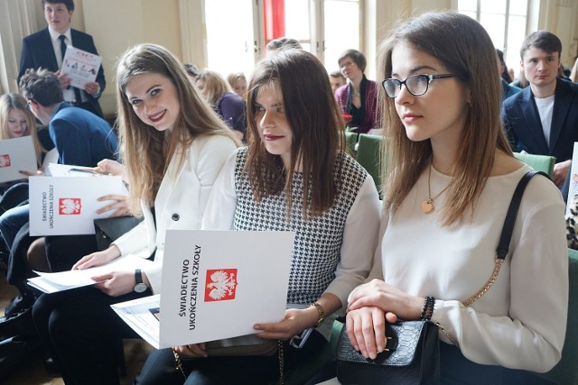 Maturzyści z IV LO w Łodzi zakończyli rok szkolny