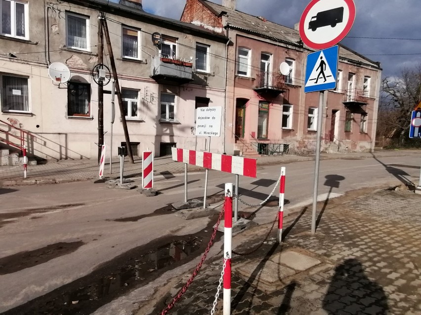 Przebudowa drogi 713 przez Tomaszów. Od poniedziałku zamknięta ulica Mireckiego [ZDJĘCIA]