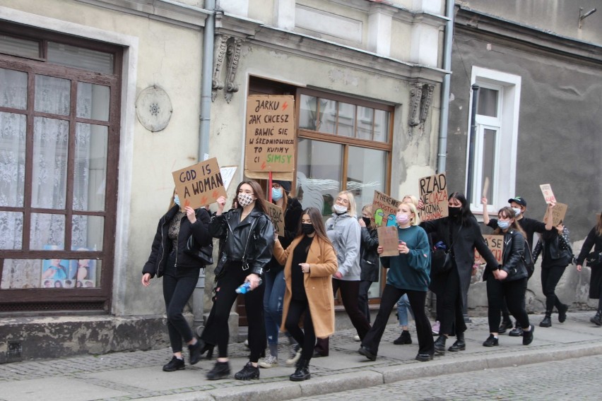 Strajk uczennic we Wschowie