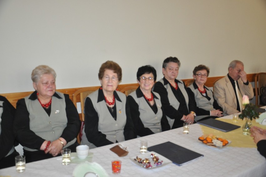 Strzegom: Tak Dzień Kobiet świętowały emerytki ze Związku Emerytów i Rencistów w Strzegomiu