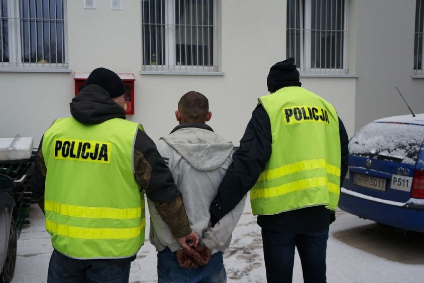 Policja w Siemianowicach: Pobił 63-letnią kobietę. Chciał...