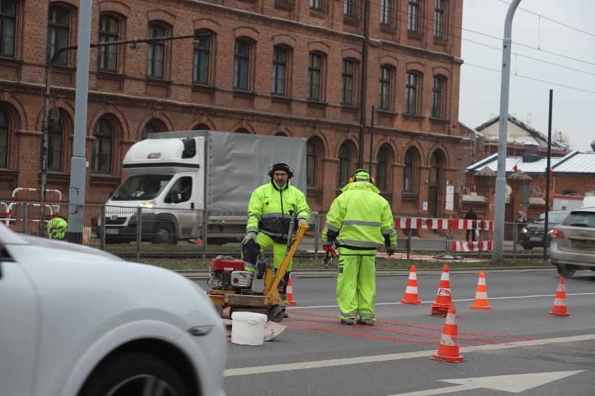 Likwidatorzy w żółtych kamizelkach zaczęli działać w piątek...