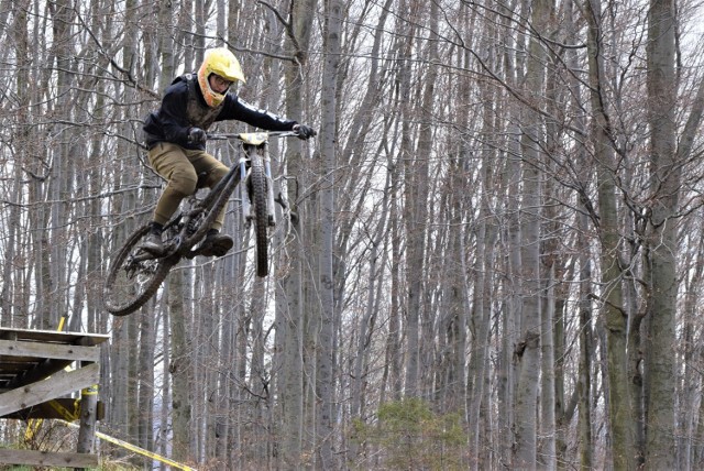 Trzeci dzień Doka Downhill City Tour w Ustroniu, tak jak dwa poprzednie, obfitował w ekstremalne emocje.