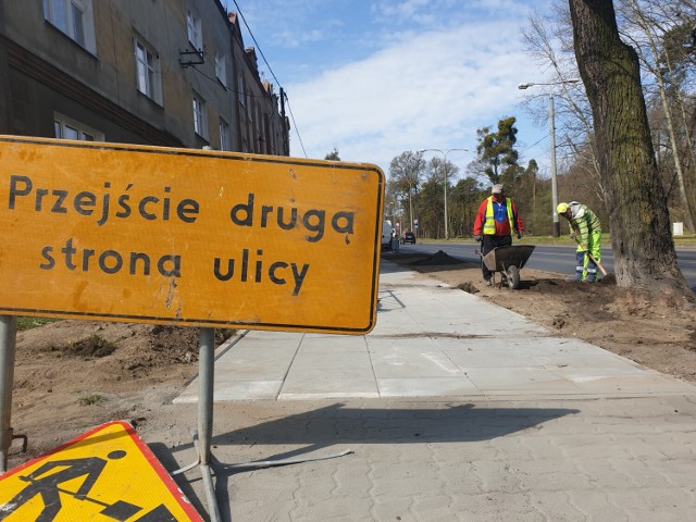 W Bydgoszczy powstają nowe chodniki, stare są remontowane. Część zadań realizowana jest ze środków Bydgoskiego Budżetu Obywatelskiego