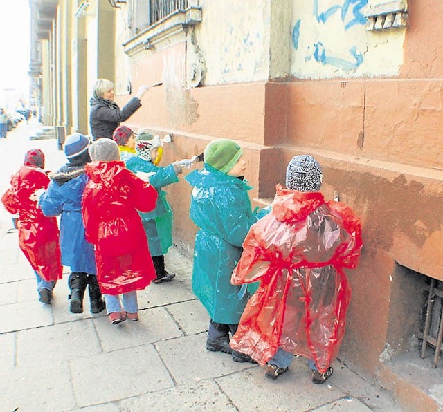 Kolorowa Tolerancja to nie tylko obchody w Parku Ocalałych i zamalowywanie niecenzuralnych haseł, ale również projekcje, spektakle, gra miejska, dyskusje i warsztaty