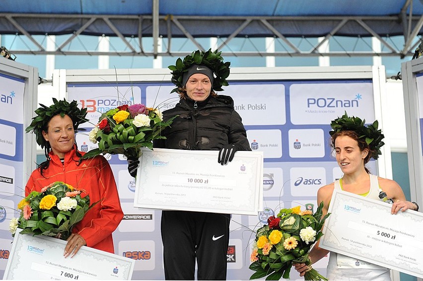13. Poznań Maraton: Zwycięzcy na podium [ZDJĘCIA]