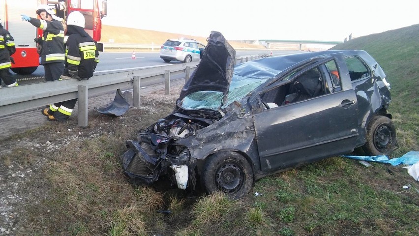 Wypadek na autostradzie A1 pod Włocławkiem. Kierowca był pijany, a pasażer poszukiwany listem gończym [zdjęcia]