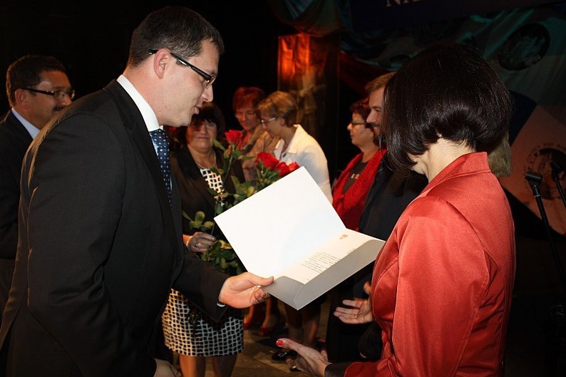 Będzin: Dzień Edukacji Narodowej w Teatrze Dzieci Zagłębia