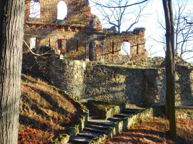 Wycieczka do ruin zamku Stary Książ
