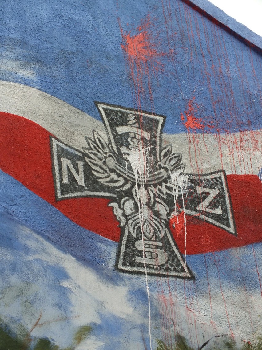 Mural Żołnierzy Wyklętych w Bełchatowie został zamazany...