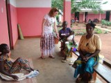 Dzięki kolędnikom z Polski w samym sercu Afryki powstał szpital, który pomaga Pigmejom