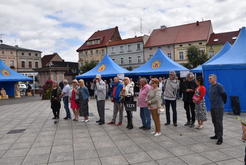 Grodzisk Wielkopolski: Wernisaż XVII Międzynarodowego Pleneru Malarsko - Rzeźbiarskiego