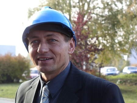 Zbigniew Szczepański, wójt gminy Chojnice jest zadowolony, że duże przedsiębiorstwo chce zainwestować na jego terenie. Fot. Radosław Osiński