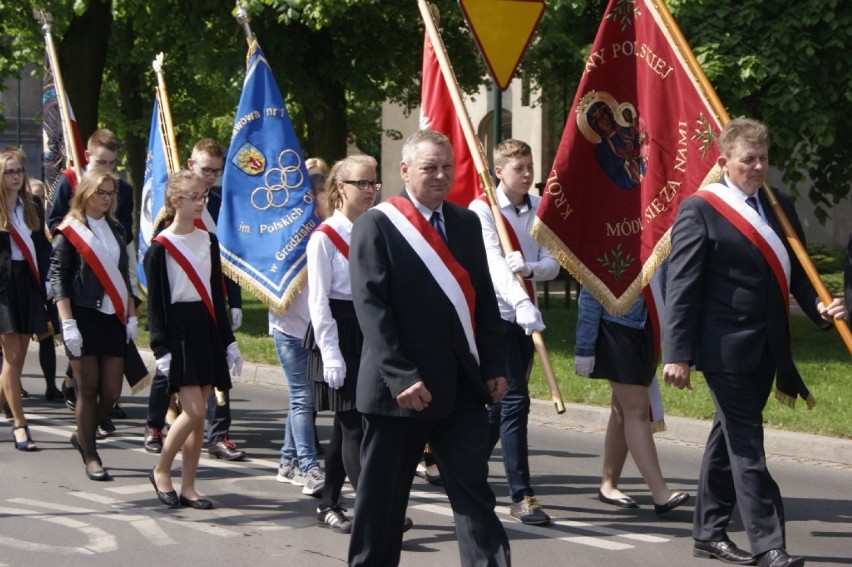 Grodzisk Wielkopolski: Obchody rocznicy uchwalenia Konstytucji 3 Maja [GALERIA ZDJĘĆ]