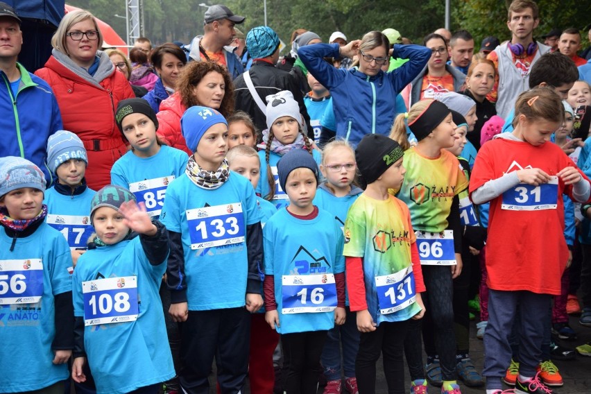 2. Cross Górski po Zielonym Lesie: Na starcie najmłodsi biegacze [DUŻO ZDJĘĆ]