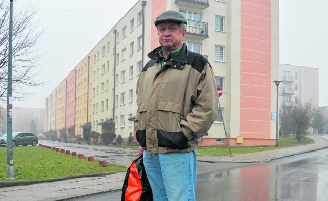 Henryk Romański z os. Westerplatte liczy, że budowa kotłowni w blokach zakończy serię awarii