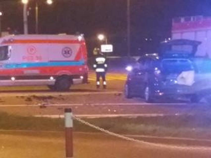 Gniezno: poważny wypadek na skrzyżowaniu na ul. Poznańskiej 