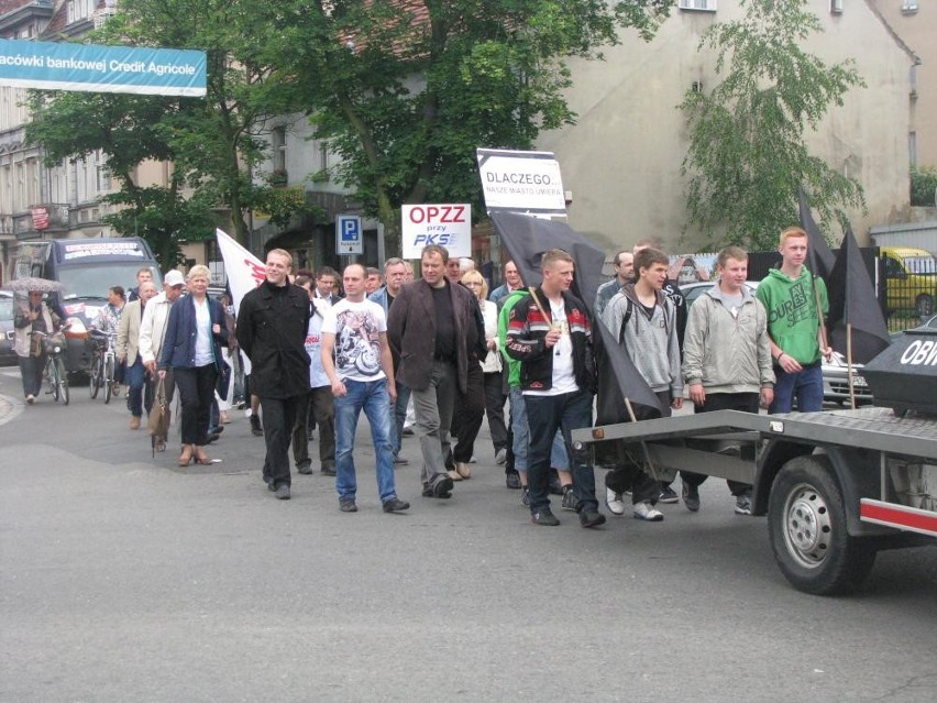 Ostrów: Mieszkańcy protestowali w sprawie obwodnicy [ZDJĘCIA]