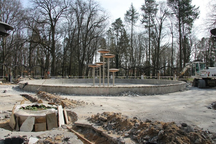 Modernizacja fontanny w parku Kopernika ma potrwać 84 dni.