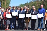 77 mln zł z rządowego funduszu na budowę 3 obwodnic w Łódzkiem. Umowy podpisane FOTO