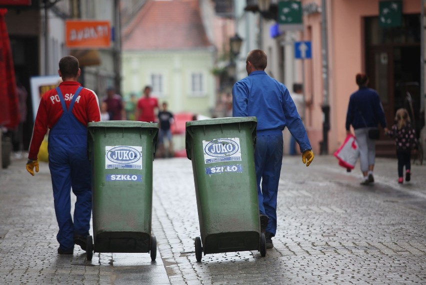 Odbiór śmieci w Piotrkowie od 1 lipca. Co z pojemnikami?